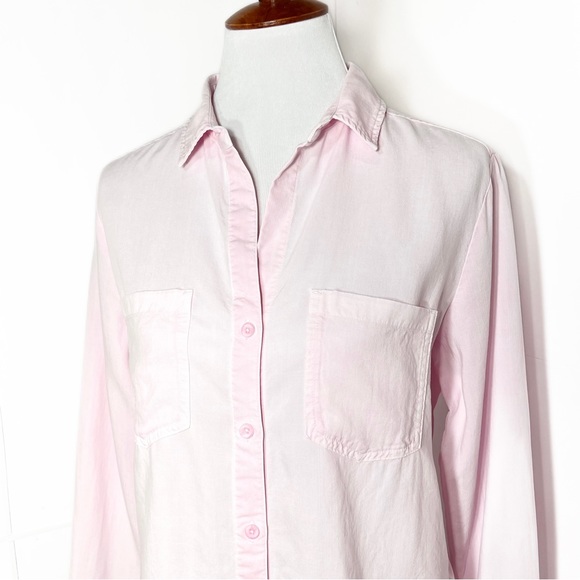 SOLD-Anthropologie Pastel Pink Chambray Long Sleeve Buttondown Shirt Small - Picture 2 of 9